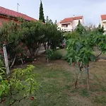Vakantiehuis Mediterranean House Nin