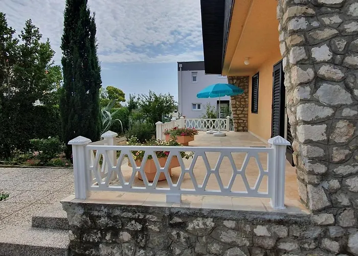 Mediterranean House Dom wakacyjny *